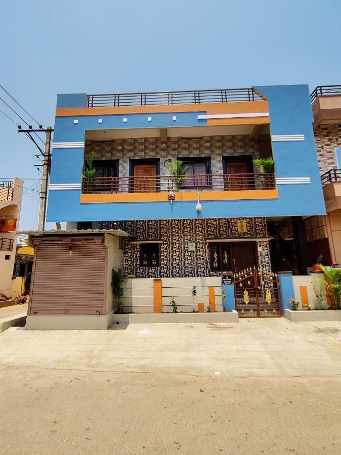 Balaji Homestay Хампи Экстерьер фото