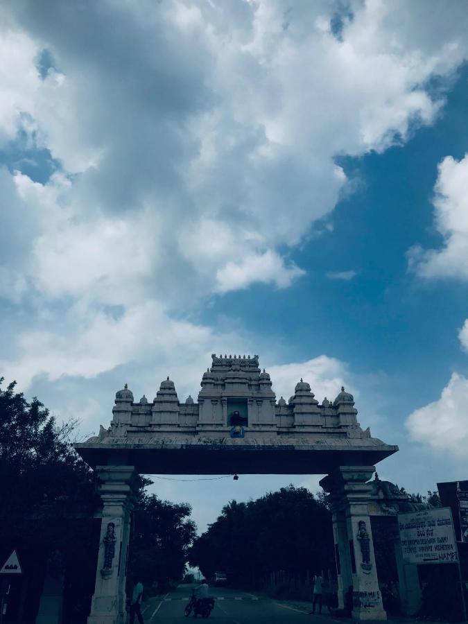 Balaji Homestay Хампи Экстерьер фото
